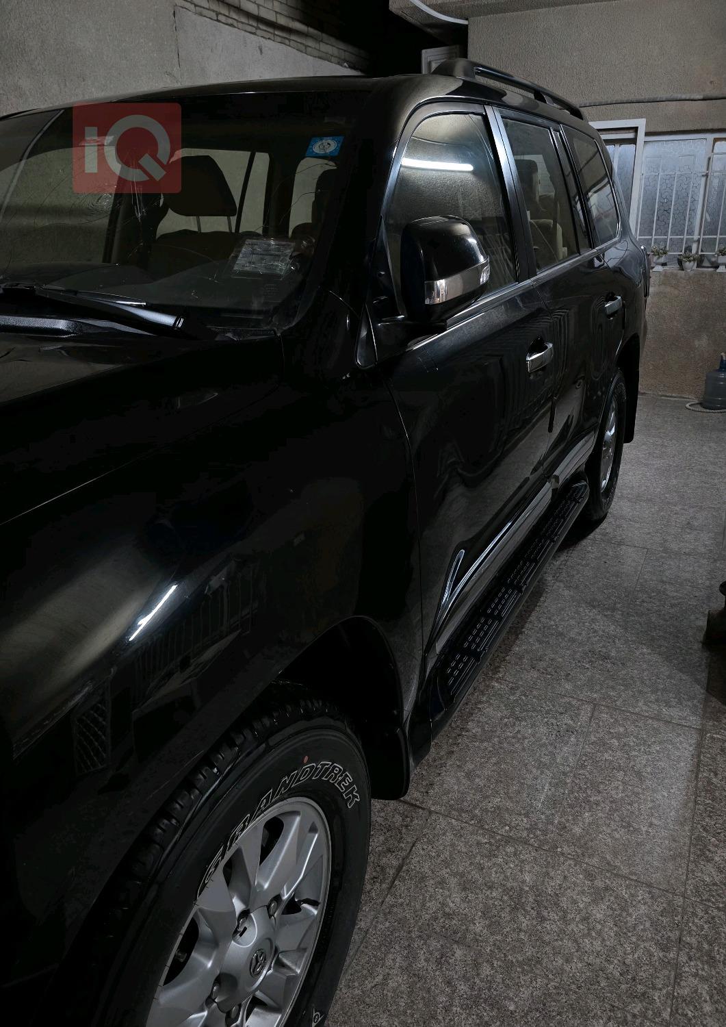 تويوتا لاندكروزر